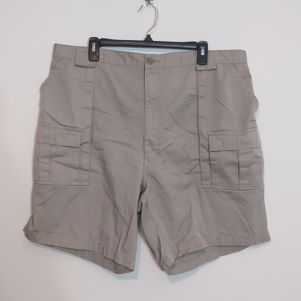 Weekender Khaki Tan Cargo Shorts